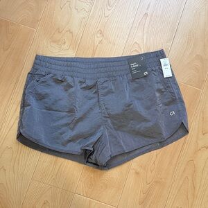 Women’s GAPFit Moisture Wicking Running Shorts Grey Size Large Petite NWT